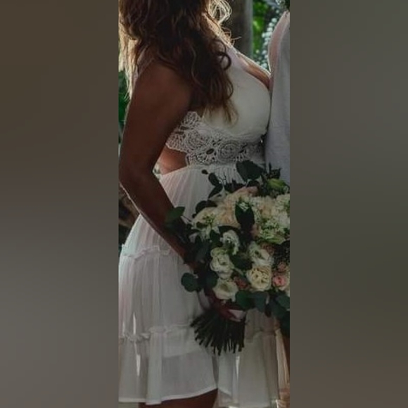 White summer dress - Picture 7 of 7